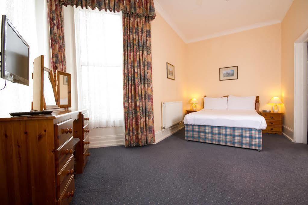 Hotel Travelrest Centre Seafront à Bornemouth Extérieur photo