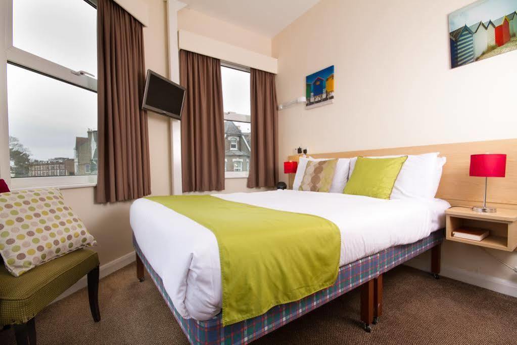 Hotel Travelrest Centre Seafront à Bornemouth Extérieur photo